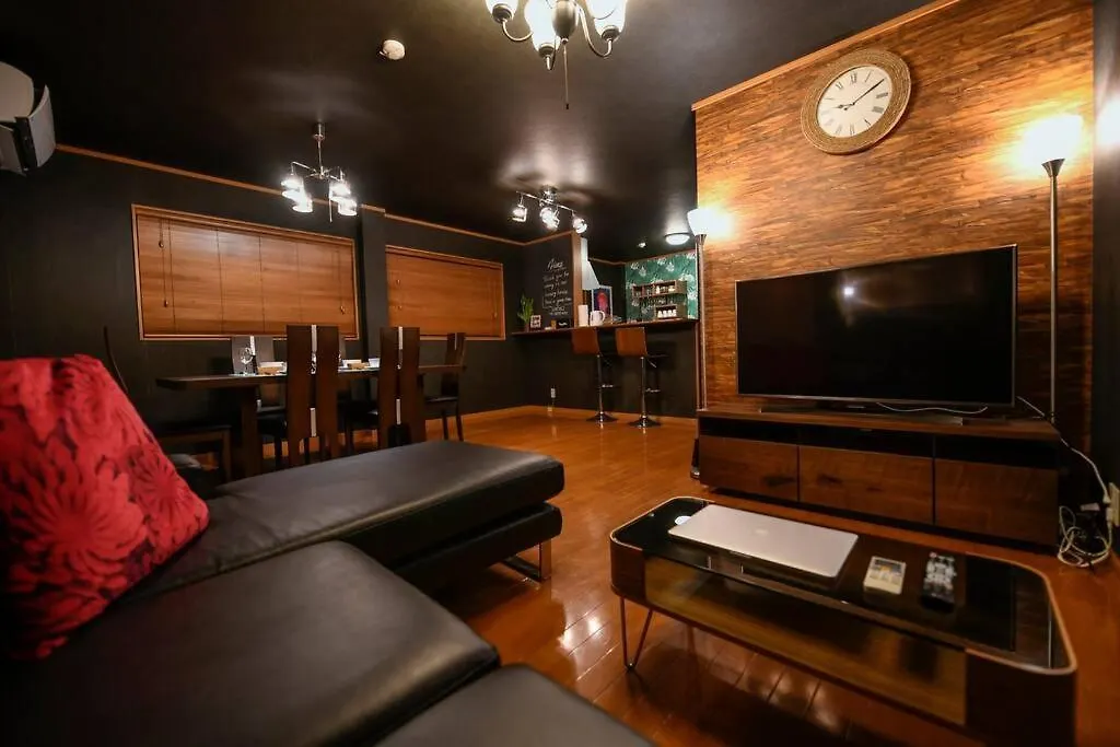 Family House Hona Villa Osaka Giappone